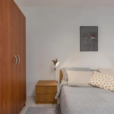 Bowie & Morgan Διαμέρισμα Πόρετς